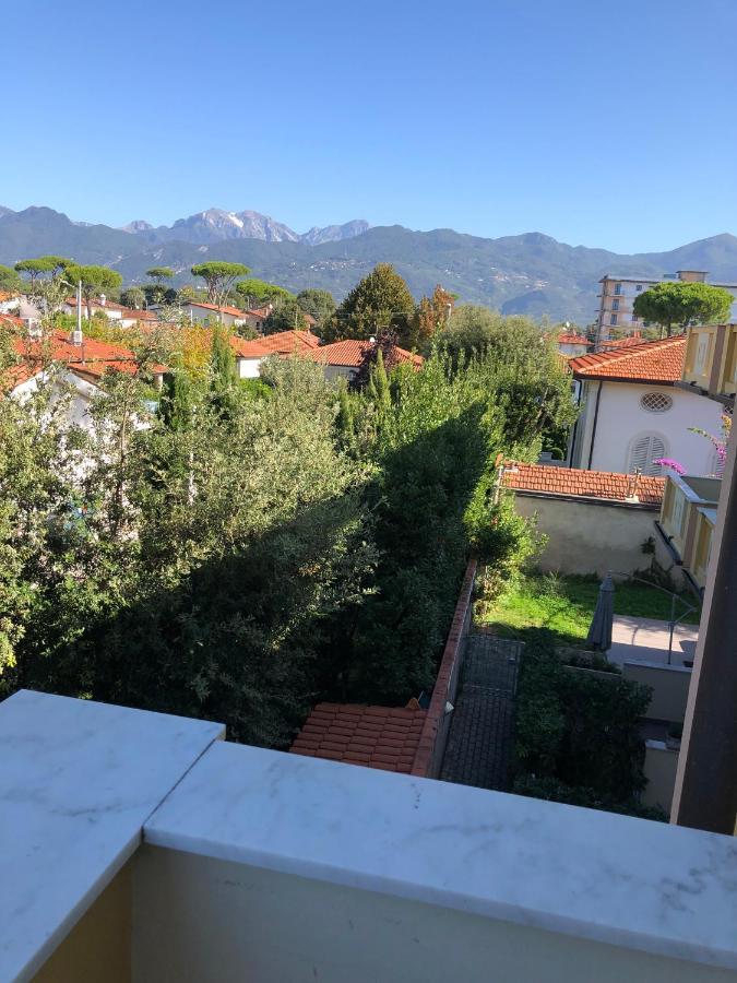Apartamento Vittoria Marina Di Pietrasanta Luaran gambar